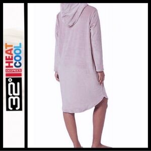 NWOT 32 Degrees Lavender Plush Velour Hoodie Sleep Lounger